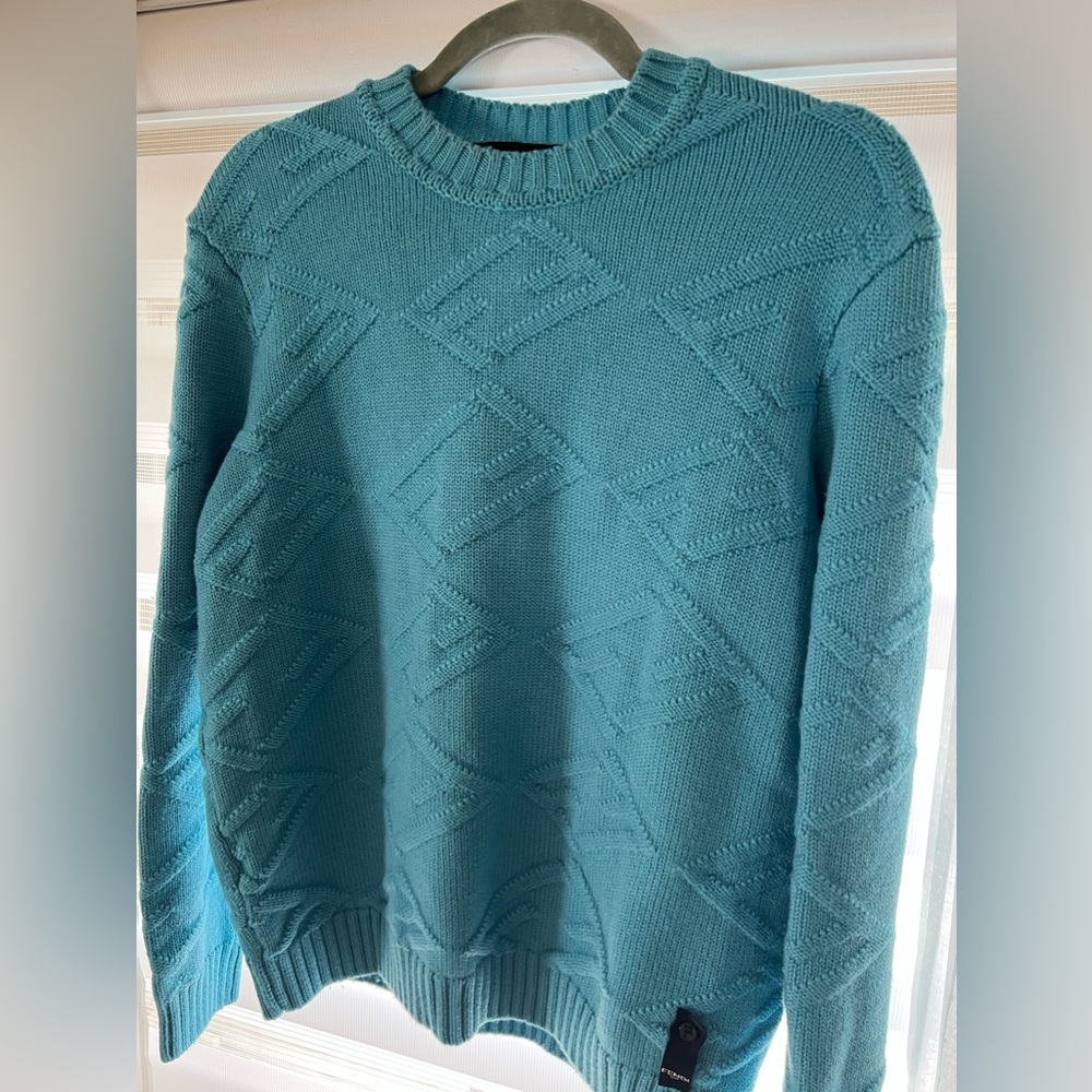 Fendi pull over in blue